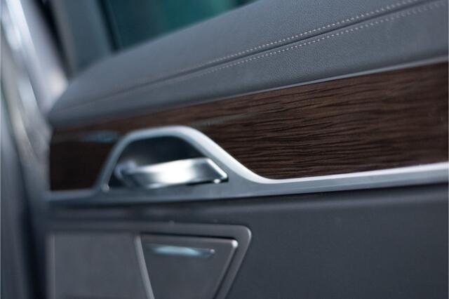 BMW 7-SERIE 740e iPerformance High Executive HEAD-UP / SOFTCLOSE / PANO / LEER