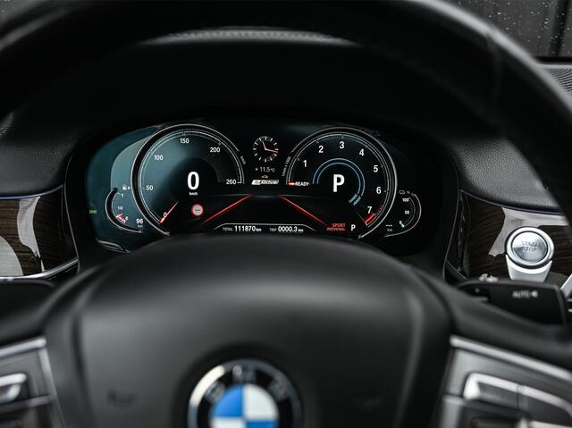 BMW 7-SERIE 740Le xDrive iPerformance HIGH EXECUTIVE | M-SPORT | 360 CAMERA | HEAD-UP | ACTIVE CRUISE | LEDER | PANORAMADAK | XENON | ACHTERBANK VERWARMD