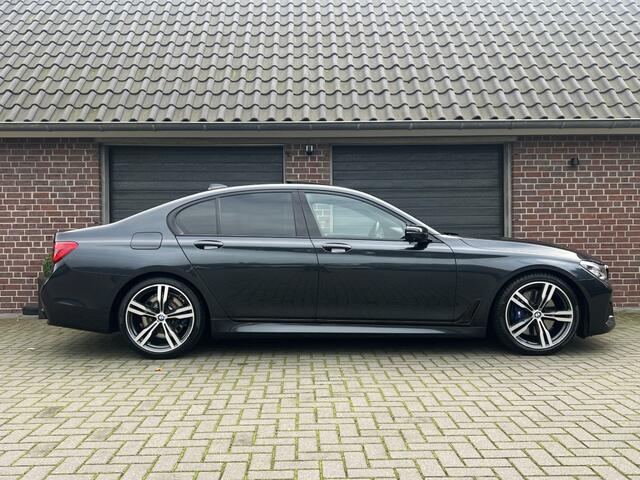 BMW 7-SERIE 730D High Executive M Sport Pano HUD Massage 360 Keyless 4WST.