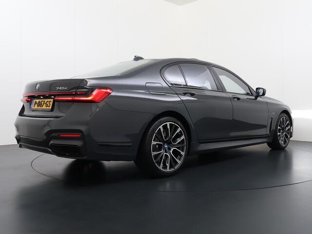 BMW 7-SERIE 745e High Executive M Pakket Schuifdak Dealer onderhouden