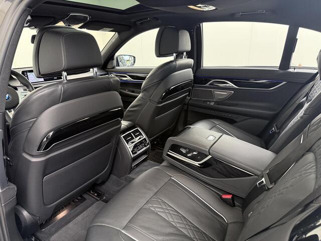 BMW 7-SERIE 745e High Executive M Pakket Schuifdak Dealer onderhouden