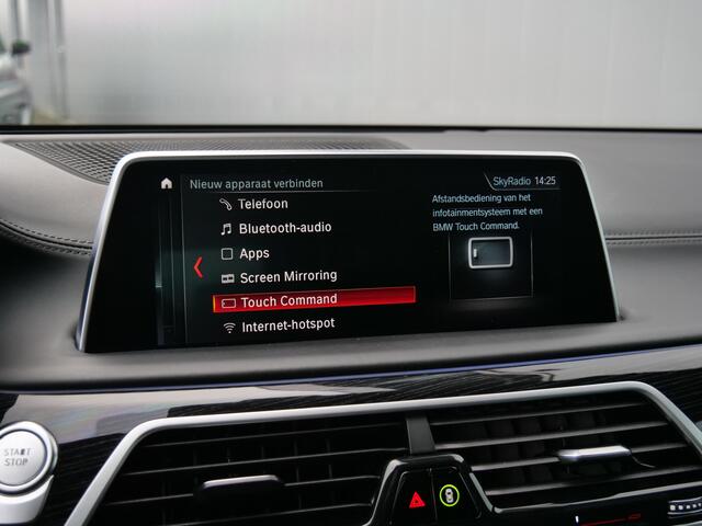 BMW 7-SERIE 740e iPerformance High Executive 326 Pk Automaat Navi / Leer / DAB / Schuifdak / M-pakket