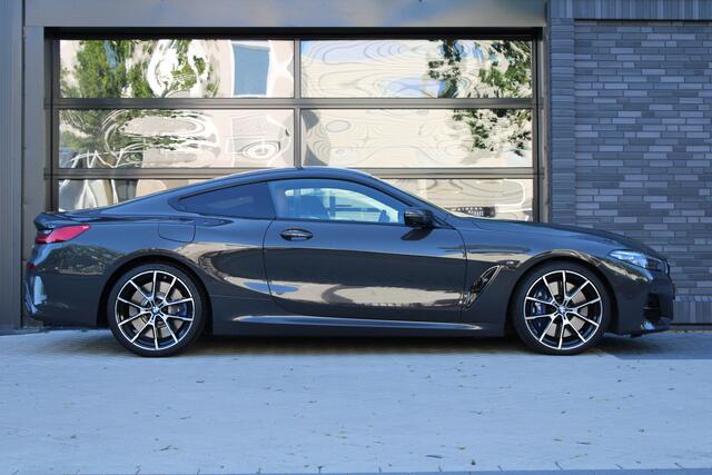 BMW 8-SERIE M850i xDrive High Executive | NAP | B&W | 4WIELSTURING | CARBON | SOFT-CLOSE | HUD | 360 | KEYLESS |