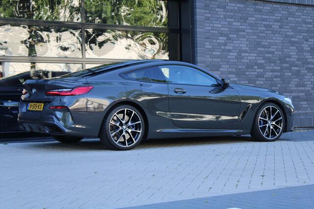 BMW 8-SERIE M850i xDrive High Executive | NAP | B&W | 4WIELSTURING | CARBON | SOFT-CLOSE | HUD | 360 | KEYLESS |