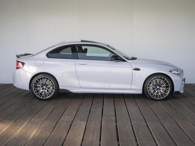 BMW M2 2 Serie Coupé Competition | M-Performance Carbon | 19'' | Comfort Access | Achteruitrijcamera | Schuif-/kanteldak | Stoelverwarming | Harman-Kardon | Remus Uitlaatsysteem