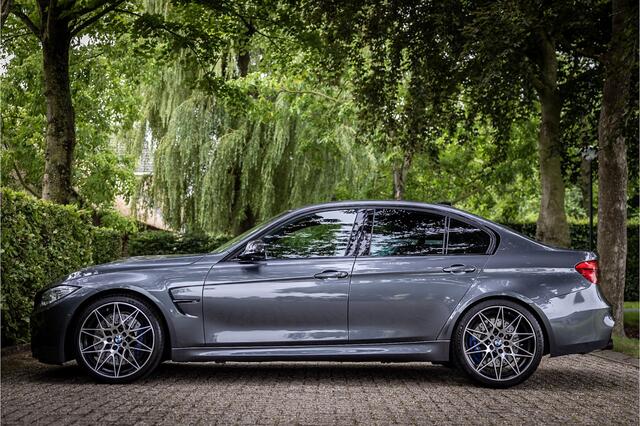 BMW M3 3-serie DCTA Carbon HUD 20" Harman Kardon