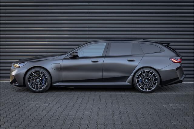 BMW M5 Touring Individual Frozen Grey - Trekhaak