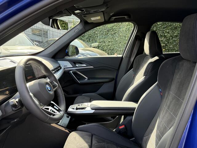 BMW X1 xDrive25e | M-Sport Pro | 20'' | Stuur + Stoelverw. | Harman/Kardon