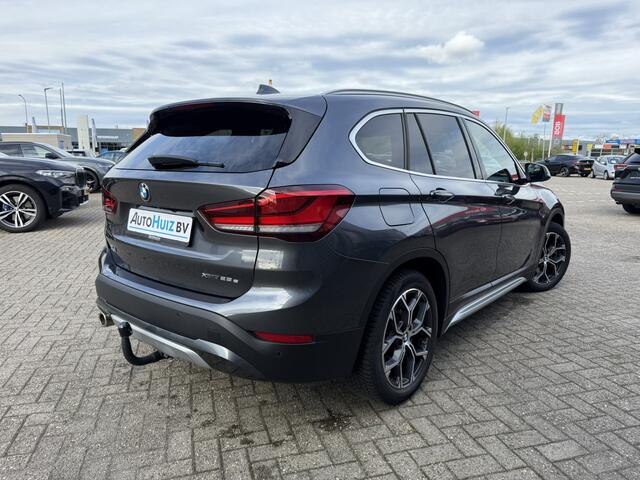 BMW X1 xDrive25e Executive xLine Trekhaak ACC Head-Up Display Elek. Stoelverstelling Navi Plus Carplay Achteruitrijcamera BMW Premium Selection garantie