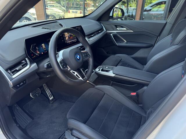 BMW X1 xDrive30e | M-sport | Pano | Driving Assist