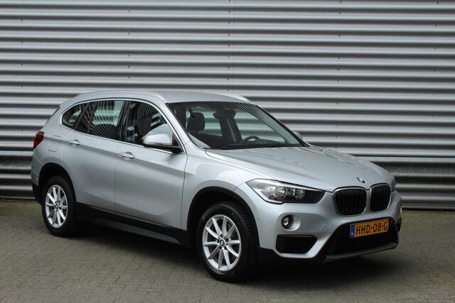 BMW X1 sDrive18i 141pk AUTOMAAT NL-Auto NAP 74.942km Clima Cruise Navi Camera HUD Keyless El. Klep 17"LMV