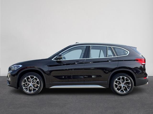 BMW X1 sDrive20i High Executive Edition | Pano | Navigatie | LED | Airco-Ecc | LM-Velgen |Stoelverwarming | Camera | ( Vestiging - Nieuwegein )
