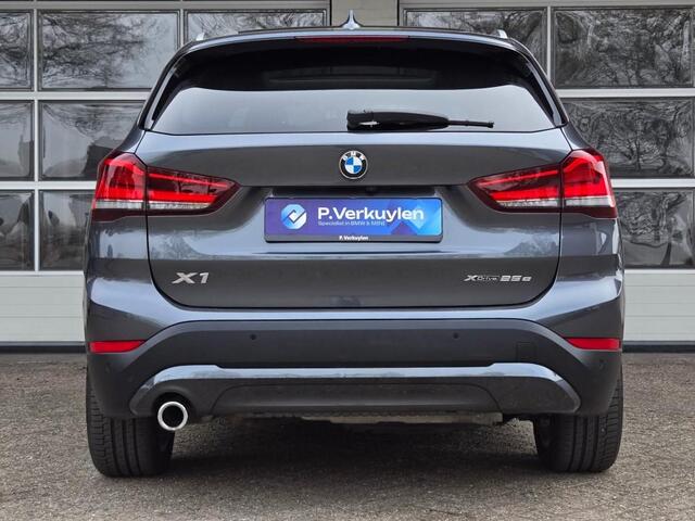 BMW X1 XDRIVE25E I PANORAMA I SPORTSTOELEN I KEYLESS I