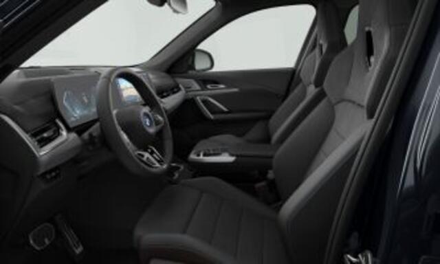 BMW X1 xDrive30e M-Sport Pro - M-Zetels - Full-Option - NP76.000