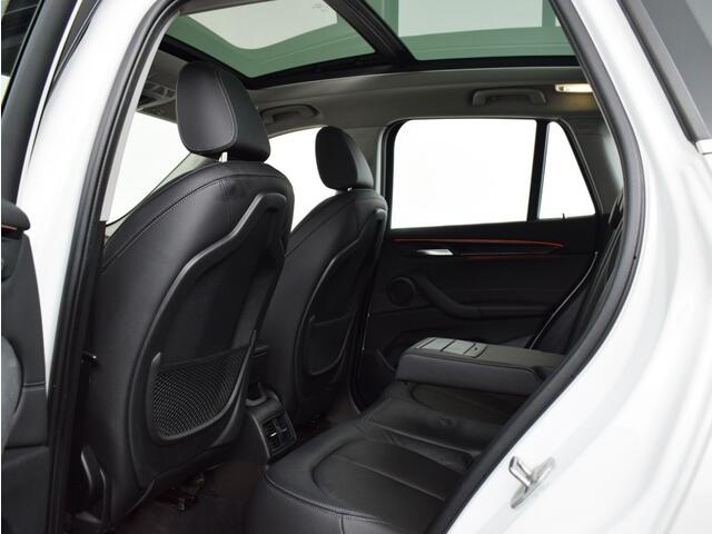 BMW X1 sDrive20i High Executive | Schuifdak o Dealeronderhouden o Leder