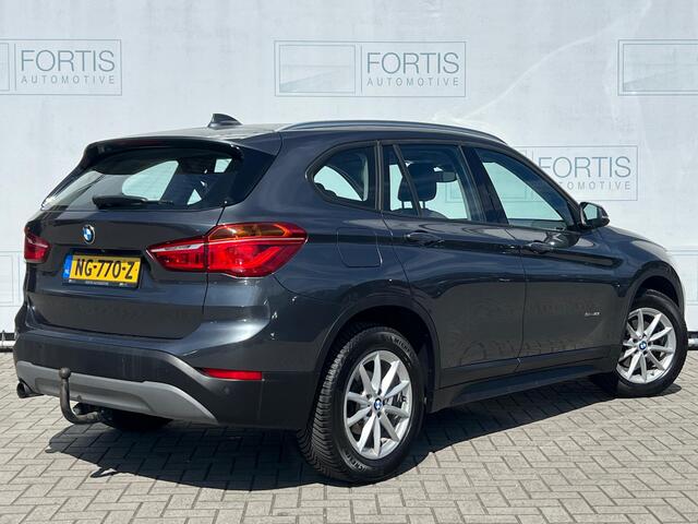 BMW X1 sDrive18i Centennial High Executive NL AUTO | CAMERA | STOELVERW | NAVI | TREKHAAK |