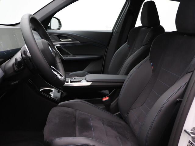 BMW X1 xDrive30e M Sportpakket | Premium Pack | Adaptief M Onderstel | Comfort Access | Trekhaak | Driving Assistant Plus | 18''