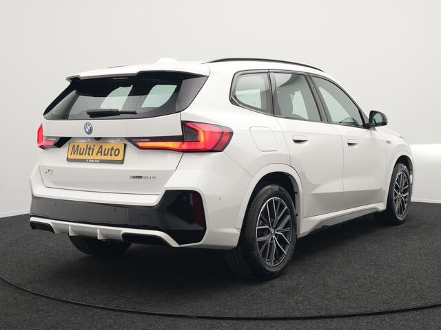 BMW X1 xDrive30e M-sport Plug in Hybrid | PHEV | Adaptive Cruise | Head-up Display | 360 Camera | Carplay | Stoelen Verwarmd | Sfeerverlichting |