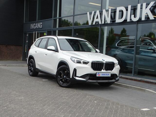 BMW X1 xDrive23i Head-Up-Live Cockpit Pro-Parkeerhulp Plus-Pro pakket-Ada Ledkoplamp-18''LM Velgen