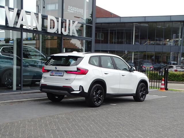 BMW X1 xDrive23i Head-Up-Live Cockpit Pro-Parkeerhulp Plus-Pro pakket-Ada Ledkoplamp-18''LM Velgen