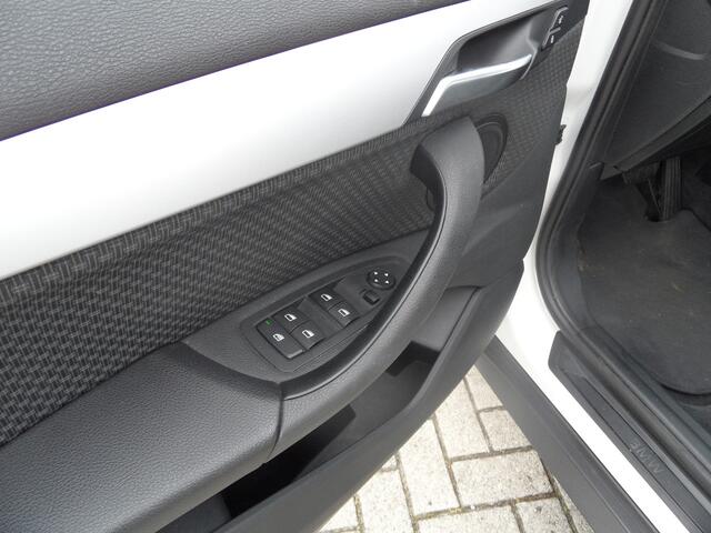 BMW X1 sDrive18i Executive aUTOMAAT