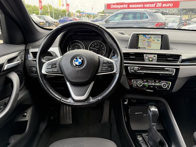 BMW X1 sDrive18i Executive Sport Line 18 Inch Navigatie PDC Stuurverwarming