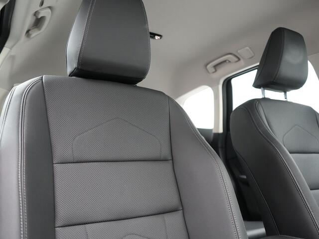 BMW X1 xDrive25e xLine Plug In Hybrid 221pk Dealer O.H PHEV | Trekhaak Af Fabriek | Head Up | 360 Camera | Adaptive Cruise | Harman Kardon | Lederen Sportstoelen Memory & Verwarmd | Navigatie | Apple Carplay | Virtual | Verwamd Stuur | DAB |