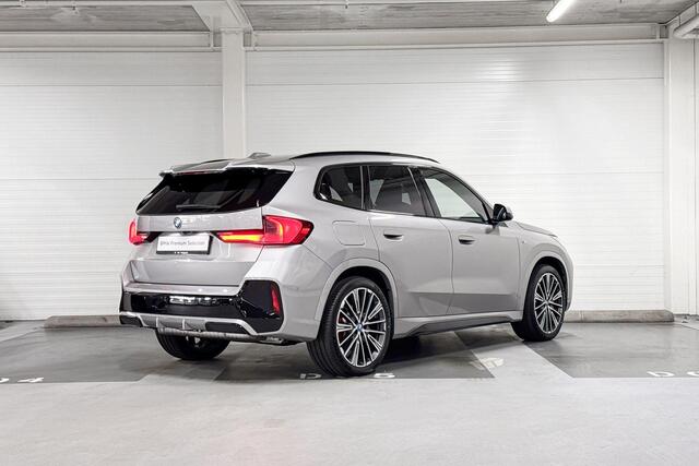 BMW X1 xDrive30e | M-Sport Pro | Travel Pack | Innovation Pack | Comfort Pack | Driving Assistant Professional | Harman/kardon | Panoramadak | Comfort Access | Trekhaak