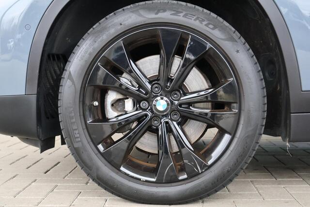 BMW X1 sDrive20i | High Executive | Parking Pack | xLine