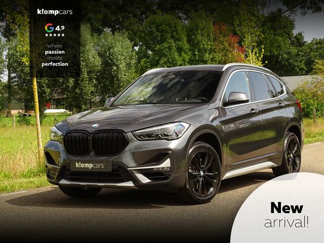 BMW X1 sDrive20i Executive | Camera | Nav | M-sportstuur | Zw.hemel | 18" | Uniek kmst.