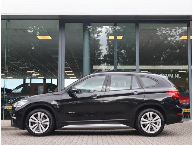 BMW X1 sDrive18i 136 PK High Executive / Panoramadak