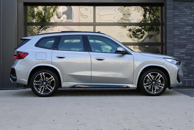 BMW X1 xDrive30e | PANO | M-SPORT | 360 | HUD | KEYLESS | STUURW.VERWARMD | LED |