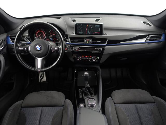 BMW X1 sDrive18i M Sport Aut- Head Up, Xenon Led, M Performance Interieur, Sfeerverlichting, Privacy Glass