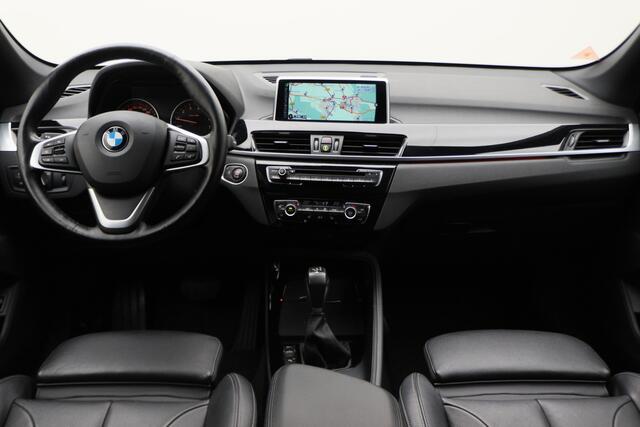 BMW X1 sDrive18i High Executive Automaat Leer, ACC, Head-Up, Navigatie, LED, Afn. Trekhaak, 18"