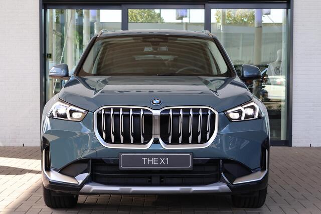 BMW X1 xDrive25e | xLine | Innovation Pack | Travel Pack