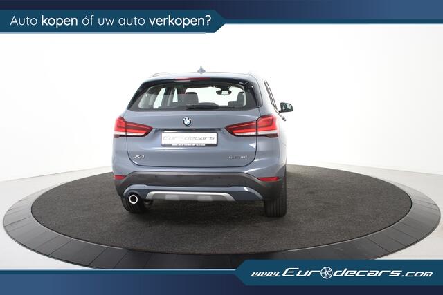 BMW X1 sDrive18i X Line *1ste Eigenaar*Leer*Standkachel*HUD*