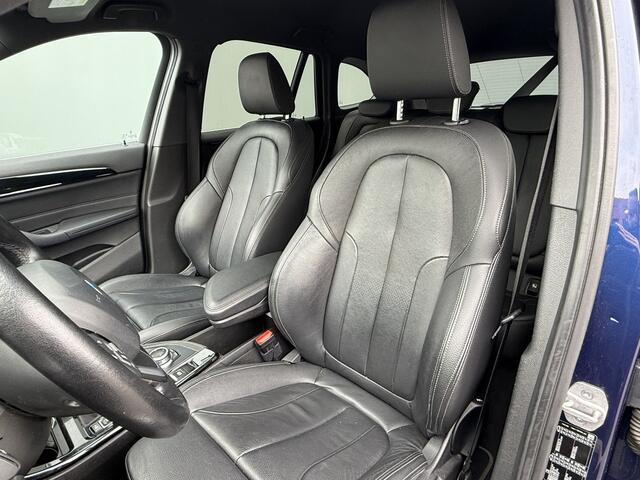 BMW X1 BWJ 2020 sDrive20i 192 PK VDL Nedcar Edition AUTOMAAT / NAVI / CLIMA / CRUISE / LEDER / STOELVERW. / CAMERA / ELEKTRISCHE ACHTERKLEP / LMV / PDC