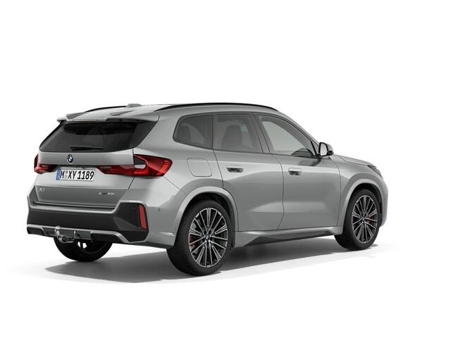 BMW X1 xDrive23i High Executive | M Sportpakket Pro | Travel Pack | Comfort Pack | Innovation Pack | Panoramadak | Harman Kardon | Trekhaak