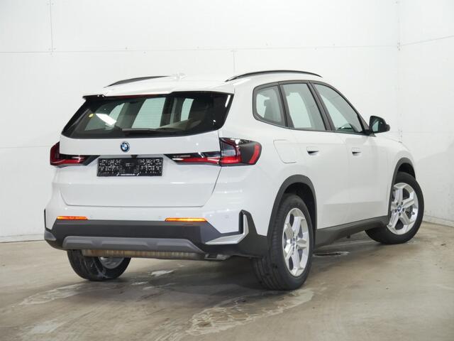 BMW X1 xDrive25e | Head-Up | Stoelverwarming | Voorbereiding Driving Assistant Plus