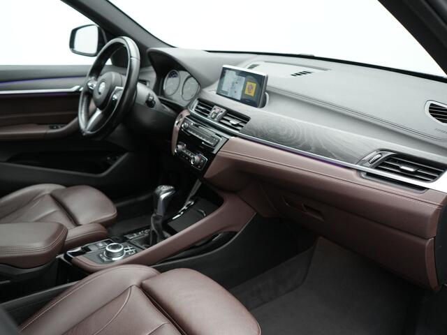 BMW X1 xDrive25e M Sport Plug In Hybrid 221pk PHEV | Trekhaak | Lederen Sportstoelen Verwarmd | Cruise Control | Camera | Sfeerverlichting | Navigatie | DAB |