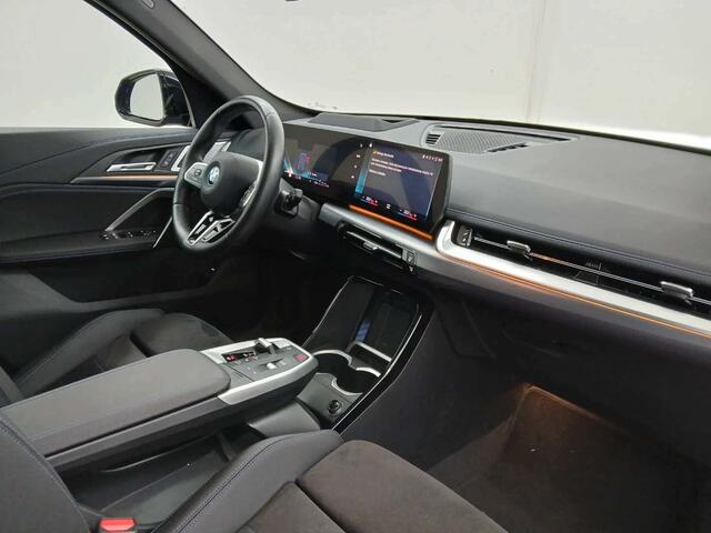 BMW X1 xDrive30e M-Sport Pano ACC Trekh HUD H/K 360-cam El-zetels