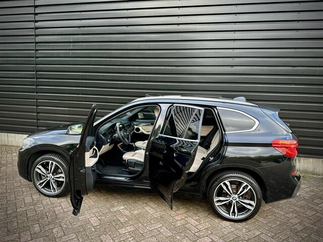 BMW X1 sDrive20i M-SPORT PANO|HUD|CAMERA|HiFi|HAAK
