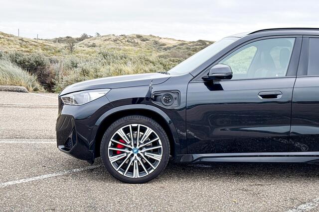 BMW X1 xDrive30e | M Sport | Glazen Panoramadak | Harman Kardon | Head-up Display |