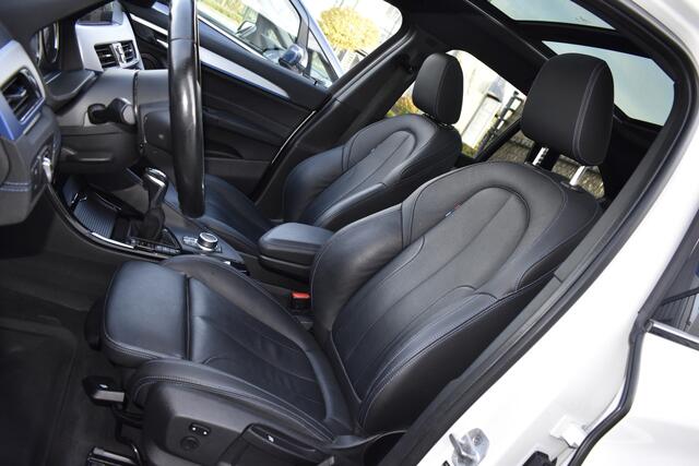 BMW X1 xDrive25e Executive Edition M-pakket Pano - CarPlay - Cruise