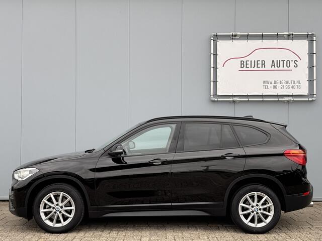 BMW X1 sDrive18i High Executive Automaat Navigatie/LED.