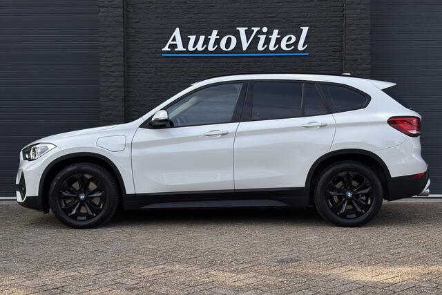 BMW X1 xDrive25e | Memory | Elektrische Klep | LED | Cruise Controle