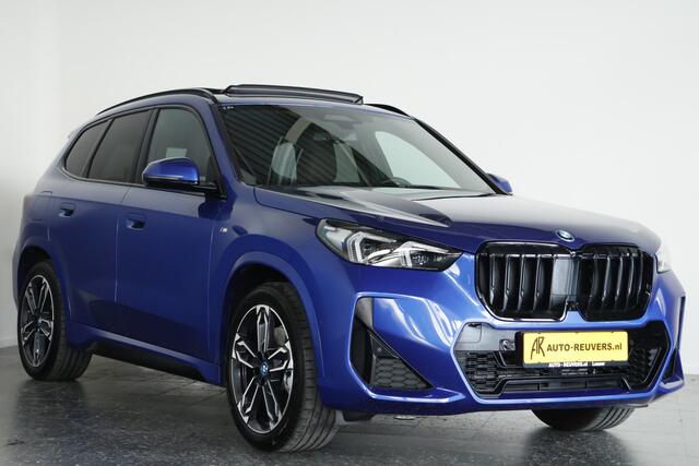 BMW X1 xDrive30e M-Sport / Pano / Leder / HUD / Trekhaak / CarPlay