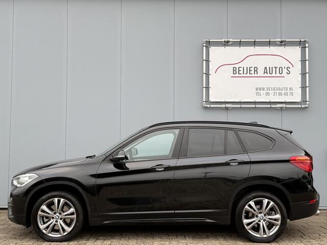 BMW X1 sDrive20i High Executive Automaat Navigatie/Trekhaak.