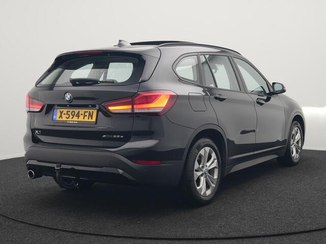 BMW X1 xDrive25e Executive Plug In Hybrid 222pk Dealer O.H PHEV | Trekhaak Afneembaar | Panodak | Adaptive Cruise | Stoelen Memory & Verwarmd | Harman & Kardon | Apple Carplay | LED Koplampen |