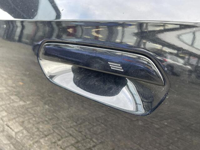 BMW X1 xDrive25e M Sport Shadow Line 18''/Sportstoelen/Keyless/Stoelverwarming/Camera/Elektrisch klep